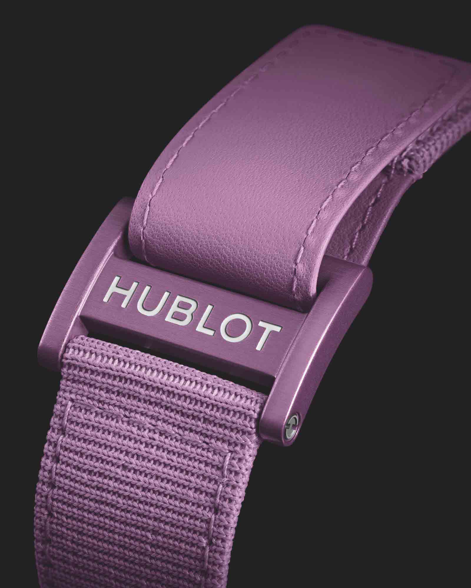 Hublot Big Bang Unico Summer Purple 441.UL.5820.NR Detalle cierre correa textil