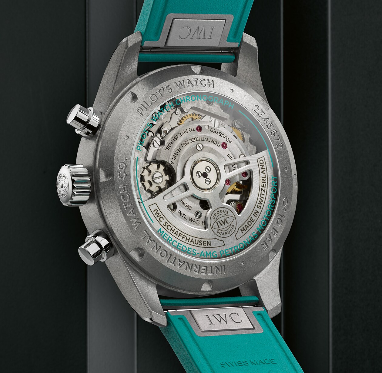 IWC Pilot's Watch Chronograph 41 Edition Mercedes-AMG Petronas Formula One Team IW388108 Lifestyle trasera