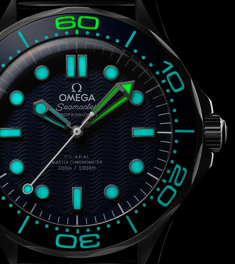 Omega Seamaster Diver 300M James Bond 60th Anniversary 210.30.42.20.03.002 Luminiscencia