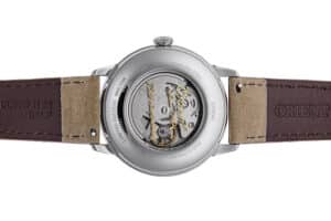 Orient Bambino RA-AK0808S Trasera