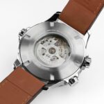 Hamilton Khaki Aviation X-Wind Day Date H77735560 Detalle trasera